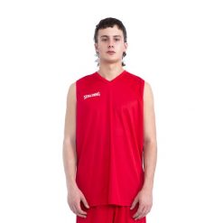 Komplet do koszykówki męski Spalding Atlanta 21. Czerwone szorty męskie Spalding, bez wzorów, sportowe. Za 99.99 zł.