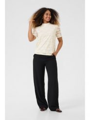 Kaffe Bluzka w kolorze kremowym rozmiar: M. Brązowe bluzki damskie Kaffe, m, bez wzorów, z koronki, bez kołnierzyka, bez ramiączek. Za 117.73 zł.