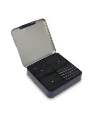 Tommy Hilfiger Skarpety długie 701235375 Czarny. Czarne skarpetki męskie Tommy Hilfiger, bez wzorów, z bawełny. Za 119.99 zł.