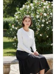 ASSUILI Kardigan w kolorze białym rozmiar: 36. Białe kardigany damskie Assuili, bez wzorów. Za 100.99 zł.