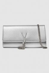 VALENTINO Srebrna kopertówka Divina Pochette. Szare torebki wieczorowe Valentino by Mario Valentino, bez wzorów, bez kołnierzyka, bez ramiączek. W wyprzedaży za 189.99 zł.