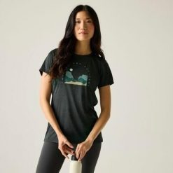 Damska koszulka z krótkim rękawem i grafiką Fingal. Niebieskie t-shirty damskie Regatta, m, bez wzorów, z materiału, bez kołnierzyka. Za 81.65 zł.