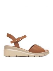 Lasocki Sandały CEO-EST-ETNA-06 Brązowy jasny. Brązowe sandały damskie Lasocki, bez wzorów, ze skóry, bez obcasa, na koturnie. Za 179.99 zł.