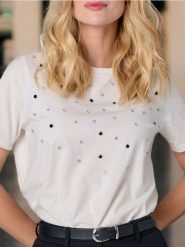 Koszulka - kremowy. Białe t-shirty damskie Sinsay, l, bez wzorów, bez kołnierzyka. W wyprzedaży za 10.99 zł.