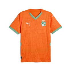 Męska koszulka domowa Wybrzeże Kości Słoniowej 2025 PUMA. Brązowe t-shirty sportowe męskie Puma, m, bez ramiączek, do piłki nożnej. Za 403.00 zł.
