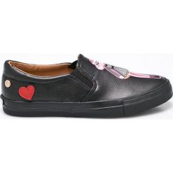 Love Moschino - Tenisówki. Czarne trampki i tenisówki damskie Love Moschino, bez wzorów, z gumy. W wyprzedaży za 319.90 zł.