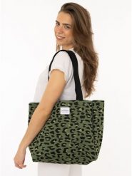 Zwillingsherz Shopper bag "Leo" w kolorze khaki rozmiar: onesize. Brązowe shopper bag damskie Zwillingsherz, bez wzorów, z materiału, na ramię, bez dodatków. Za 145.94 zł.