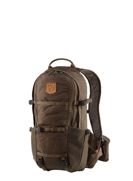 Plecak Fjallraven Lappland Hike 15 - dark olive. Brązowe plecaki damskie Fjällräven, bez wzorów, z nylonu. Za 1,010.89 zł.