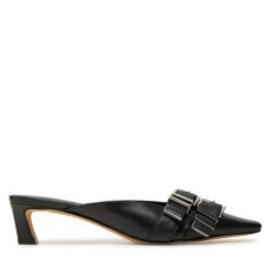 Klapki MICHAEL Michael Kors. Czarne klapki damskie MICHAEL Michael Kors, bez wzorów, bez obcasa. Za 629.99 zł.
