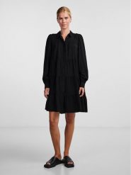 YAS Sukienka koszulowa Pala 26030720 Czarny Loose Fit. Czarne sukienki damskie YAS, xs, bez wzorów, z wiskozy, bez kołnierzyka, bez ramiączek, koszulowe. Za 169.99 zł.