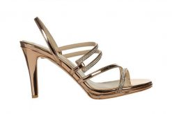 Sandały Bayla-187 587-1123 Rose 187043, Różowe złoto, Skóra ekologiczna - 38. Żółte sandały damskie Bayla, bez wzorów, z lakierowanej skóry, bez obcasa. W wyprzedaży za 116.10 zł.