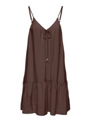 ONLY Sukienka letnia Misara 15373962 Brązowy ciemny Regular Fit. Brązowe sukienki damskie Only, na lato, xl, bez wzorów, z wiskozy, bez kołnierzyka, bez ramiączek. Za 149.99 zł.