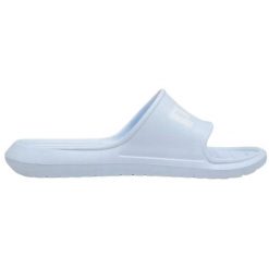Damskie Klapki Divecat V2 Lite Sliders. Niebieskie klapki damskie Puma, bez wzorów, z materiału, bez obcasa. Za 109.99 zł.