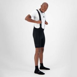 Spodenki rowerowe męskie Rogelli ULTRACING 2.0 z żelową wkładką. Czarne szorty męskie Rogelli, na lato, bez wzorów, z elastanu. Za 478.00 zł.