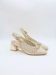 Bellucci Czółenka w kolorze złotym z paskiem rozmiar: 41. Żółte czółenka damskie Bellucci, bez wzorów, bez obcasa. Za 130.99 zł.