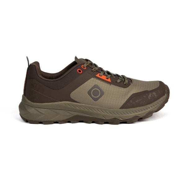 YOSHI M Izas Męskie buty do pieszych i trekkingu o średniej wysokości. Zielone buty trekkingowe męskie IZAS, z meshu, bez zapięcia, trekkingowe. Za 269.52 zł.