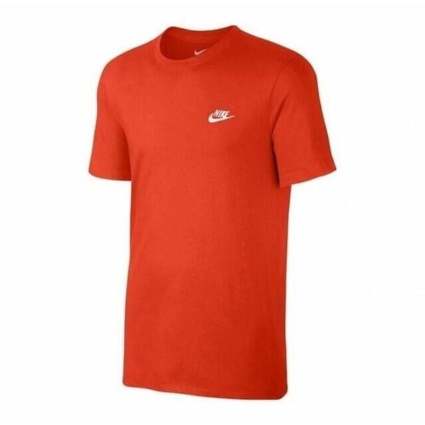 Koszulka sportowa męska Nike M Nsw Club Tee. Czerwone t-shirty sportowe męskie Nike, m, z bawełny, bez ramiączek, na fitness i siłownię. Za 176.00 zł.