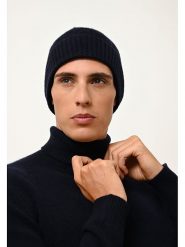 Perfect Cashmere Kaszmirowa czapka "Cleo" w kolorze czarnym rozmiar: onesize. Czarne czapki zimowe damskie Perfect Cashmere, z kaszmiru. Za 226.24 zł.