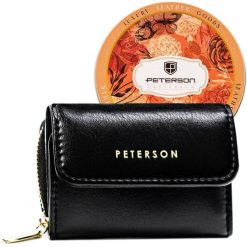 Portfel damski Peterson PTN 011-F-PUS czarny. Czarne portfele damskie Peterson, bez wzorów, ze skóry ekologicznej. Za 74.00 zł.