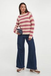 Jeansy damskie Vega WEEKEND MAX MARA. Jeansy damskie Weekend Max Mara. Za 839.00 zł.