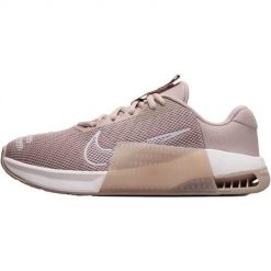 Buty treningowe damskie Nike Metcon 9. Czerwone obuwie treningowe damskie Nike. Za 646.00 zł.