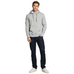 Bluza z kapturem Pepe Jeans Dexter Hoodie. Szare bluzy sportowe męskie Pepe Jeans, bez wzorów, z jeansu, sportowe, bez kołnierzyka, bez ramiączek. W wyprzedaży za 296.50 zł.