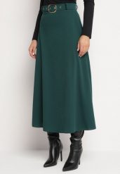 Ciemnozielona Rozkloszowana Spódnica z Wysokim Stanem Ozdobiona Paskiem z Klamrą Lobira. Zielone spódniczki damskie Born2be, uniwersalny, bez wzorów, eleganckie, z podwyższonym stanem, maxi, koszulowe. Za 69.99 zł.