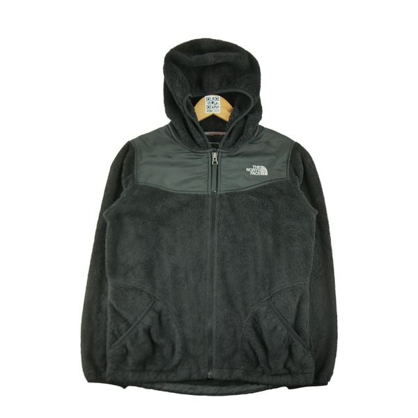 Second life - Kurtka polarowa TNF Black Denali dla kobiet - Jak nowy. Czarne kurtki damskie The North Face, bez wzorów, z polaru, bez kaptura. Za 170.36 zł.