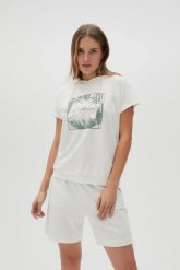 Bluza z kapturem i krótkimi rękawami biała. Białe bluzy z kapturem damskie MOODO, l, z bawełny. Za 89.99 zł.