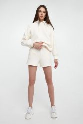 Spodenki damskie ARMANI EXCHANGE. Szorty damskie Armani Exchange, bez wzorów. W wyprzedaży za 359.20 zł.