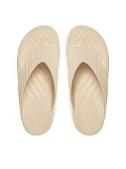 Crocs Japonki Getaway Groove Platform Flip 210700 Beżowy. Brązowe klapki damskie Crocs, bez wzorów, z tworzywa sztucznego, bez obcasa. Za 139.99 zł.