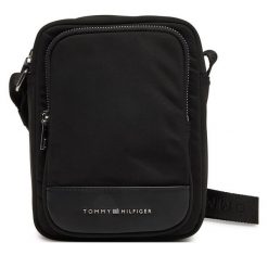 Saszetka Tommy Hilfiger. Czarne saszetki męskie Tommy Hilfiger. Za 219.99 zł.
