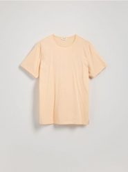 Bawełniany t-shirt regular - brzoskwiniowy. Pomarańczowe t-shirty męskie Reserved, l, bez wzorów, z bawełny, bez kołnierzyka. W wyprzedaży za 29.99 zł.