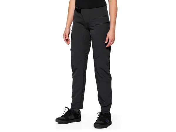 Spodnie damskie 100% Airmatic. Czarne spodnie materiałowe damskie 100%, bez wzorów, z materiału. Za 392.75 zł.