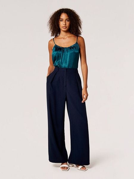 Apricot Top w kolorze granatowym rozmiar: L. Niebieskie topy damskie Apricot, l, bez wzorów, bez kołnierzyka. Za 66.47 zł.