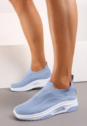 Niebieskie Wsuwane Buty Sportowe na Koturnie z Perforacją Mellarina. Niebieskie czółenka damskie Born2be, bez wzorów, bez obcasa, na koturnie. Za 44.99 zł.