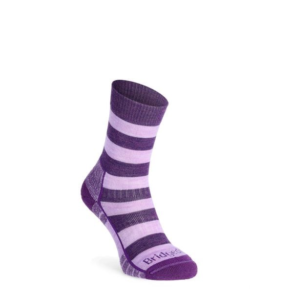 Skarpety turystyczne damskie Bridgedale Hike LW Merino Perf B Patrn. Fioletowe skarpetki damskie Bridgedale, bez wzorów, z elastanu. Za 92.99 zł.