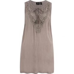 Długi top z kory bonprix brunatny. Brązowe topy damskie bonprix, bez wzorów, bez kołnierzyka. Za 54.99 zł.