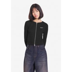 Top sportowy damski Prosto Zip Ribbed na suwak. Czarne topy sportowe damskie Prosto., bez wzorów, bez ramiączek. W wyprzedaży za 189.99 zł.