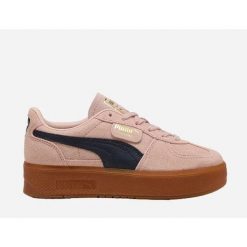 Buty sportowe damskie Puma PALERMO ELEVATA. Czerwone buty sportowe na co dzień damskie Puma, bez wzorów, trekkingowe. W wyprzedaży za 335.00 zł.