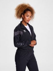 Damska bluza dresowa Hummel Travel. Czarne bluzy z kapturem damskie HUMMEL, na wiosnę, xs, z dresówki. Za 186.20 zł.