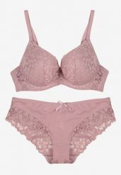 Jasnofioletowy Koronkowy Komplet Majtki Figi i Biustonosz Eziselle. Fioletowe figi damskie Renee, bez wzorów, z jeansu. Za 39.99 zł.