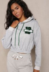 Jasnoszara Krótka Bluza z Kapturem Ściągaczami i Ozdobnym Nadrukiem Relis. Szare bluzy sportowe damskie Renee, l. Za 34.99 zł.