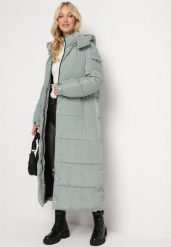 Miętowa Długa Kurtka Płaszcz Pikowana z Kapturem Bellique. Zielone kurtki damskie Born2be, xl, z aplikacjami. Za 319.99 zł.