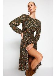 Trendyol Sukienka ze wzorem rozmiar: 42. Sukienki damskie Trendyol, bez wzorów, z wiskozy, bez kołnierzyka, bez ramiączek, maxi. Za 52.99 zł.