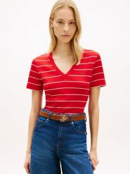 Tommy Hilfiger Koszulka Kobiety Bawełna czerwony, M. Czerwone t-shirty damskie Tommy Hilfiger, m, bez wzorów, z bawełny, bez kołnierzyka. Za 179.95 zł.
