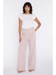 Nife Spodnie w kolorze jasnoróżowym rozmiar: 40. Różowe spodnie materiałowe damskie Nife, bez wzorów, z materiału, z podwyższonym stanem. Za 245.38 zł.