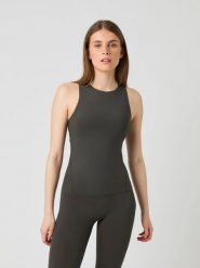 Bjorn_borg STUDIO 2 IN 1 TANK TOP – damski, kolor PEAT. Brązowe topy sportowe damskie Björn Borg, s, bez wzorów, bez ramiączek. Za 307.50 zł.
