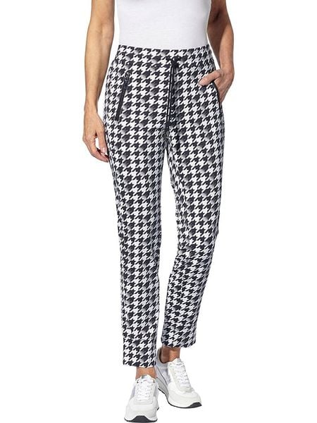 WITT WEIDEN Spodnie dresowe w kolorze czarno-białym rozmiar: 46. Białe spodnie dresowe damskie WITT WEIDEN, bez wzorów, z dresówki. Za 112.45 zł.