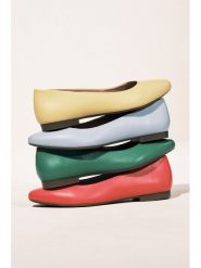 Lasocki Baleriny RST-KAJA-01 Zielony. Zielone baleriny damskie Lasocki, bez wzorów, ze skóry, bez obcasa. Za 139.99 zł.